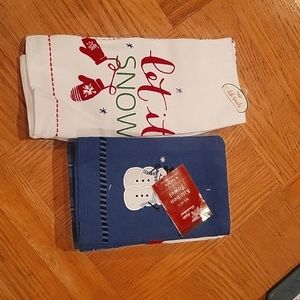 A set of seven towels